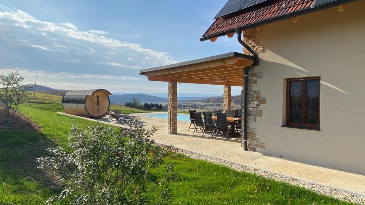 Landvilla Sinelia Premium Dietersdorf am Gnasbach Εξωτερικό φωτογραφία